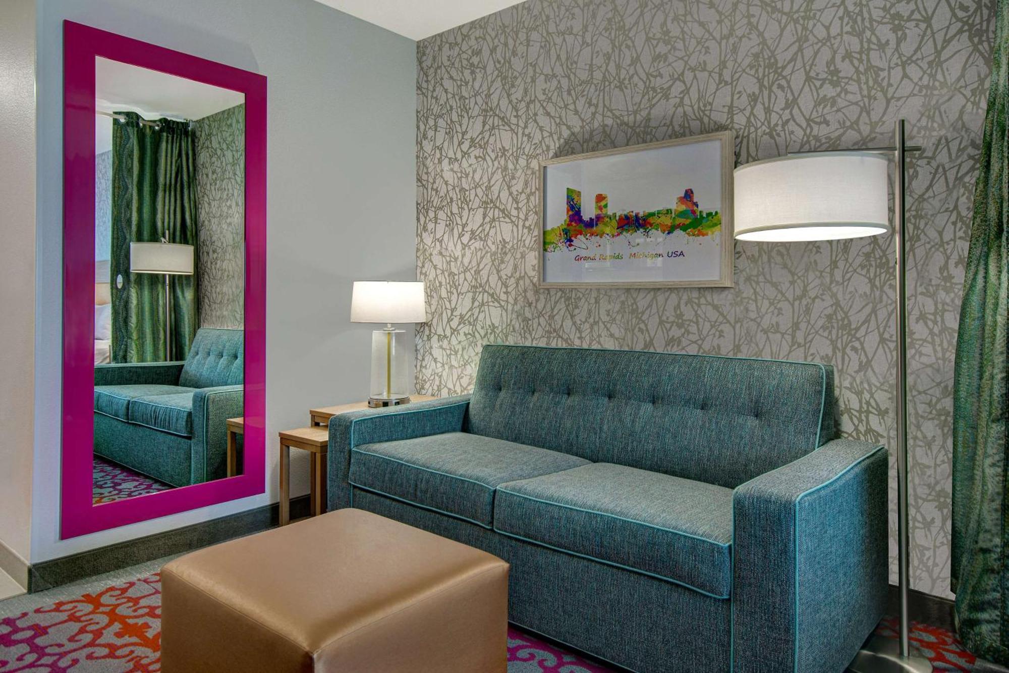Home2 Suites By Hilton Grand Rapids Airport 켄트우드 외부 사진