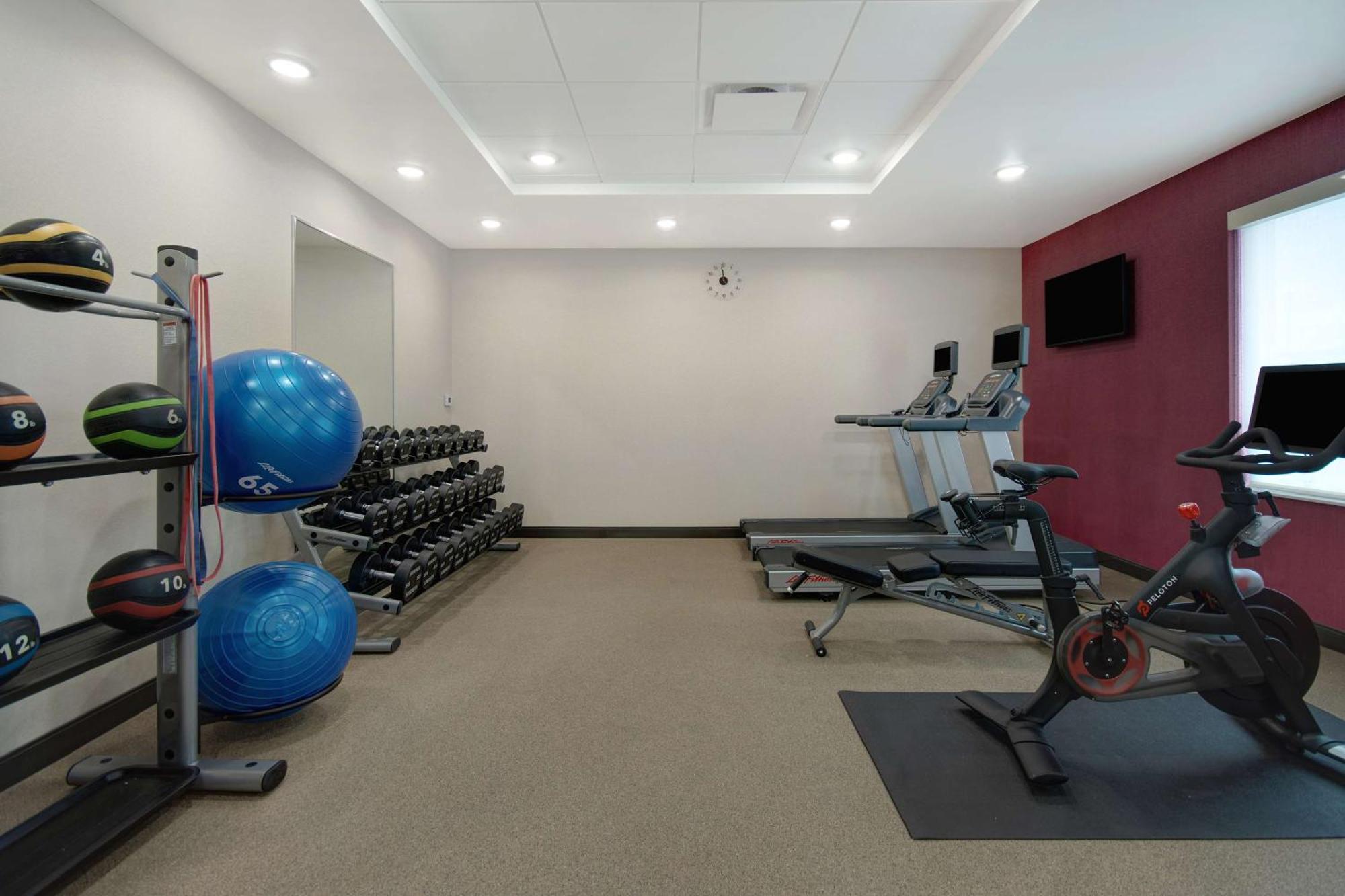 Home2 Suites By Hilton Grand Rapids Airport 켄트우드 외부 사진
