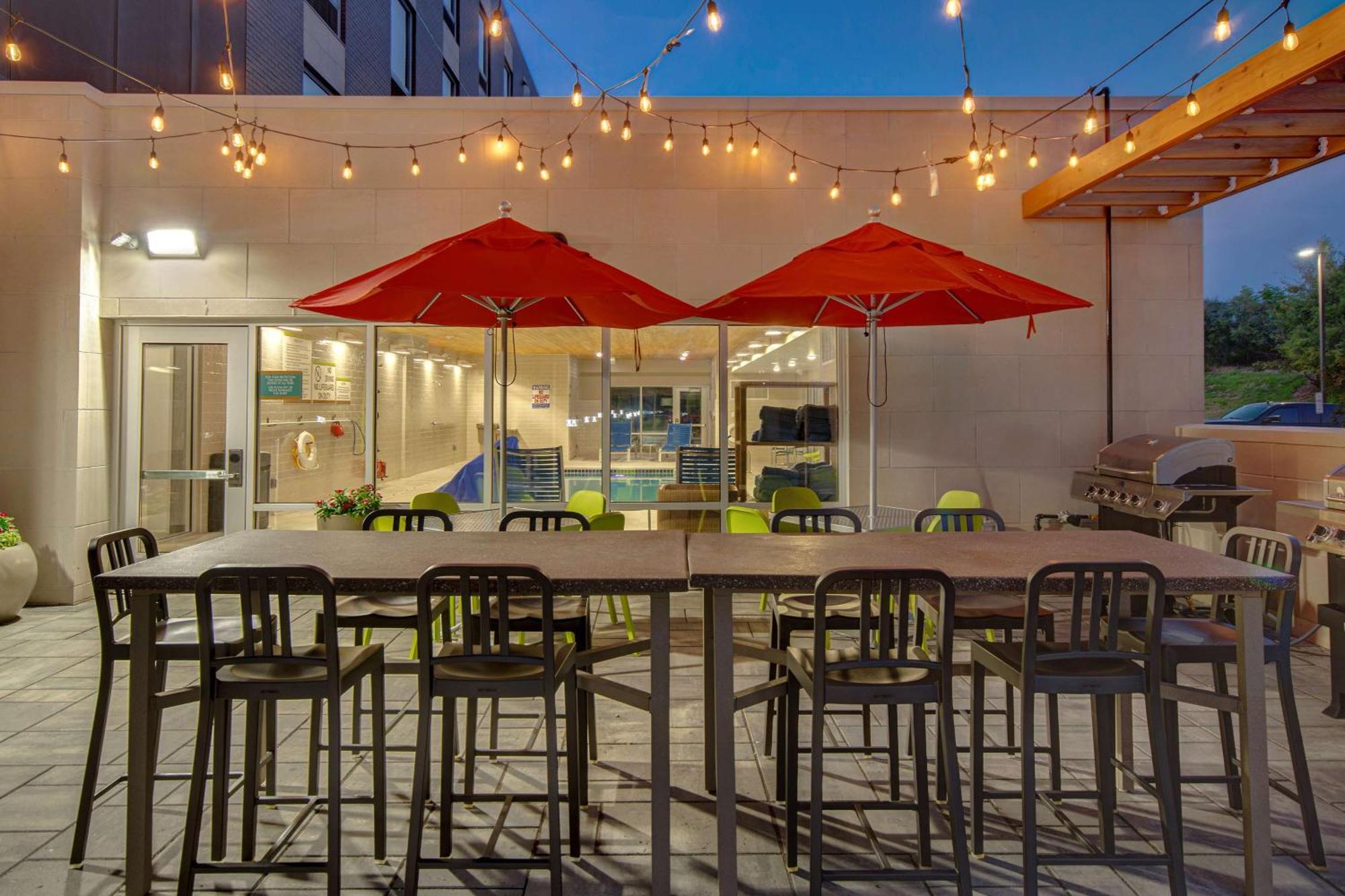 Home2 Suites By Hilton Grand Rapids Airport 켄트우드 외부 사진